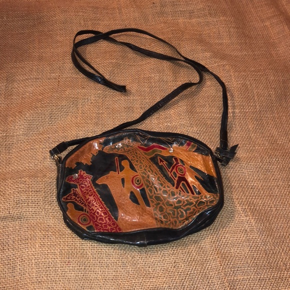 Handbags - ✨Tribal Crossbody